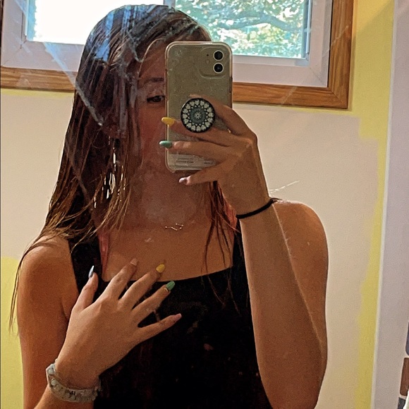 Meet your Posher, Chloe - Picture 1 of 1